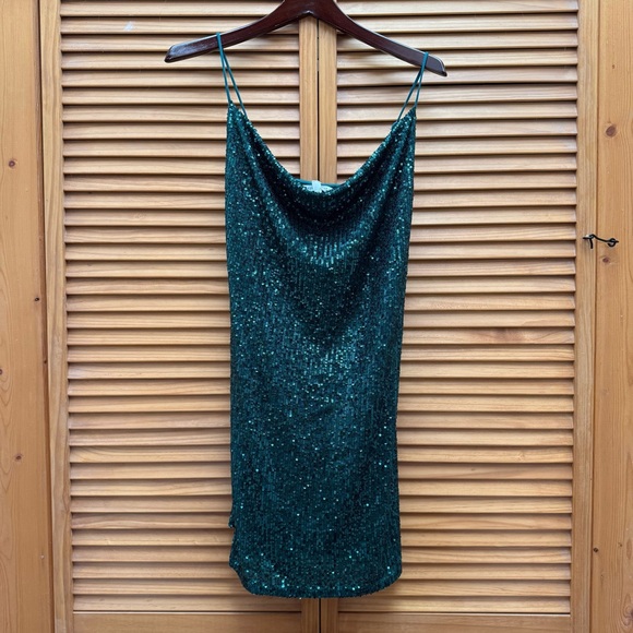 NWT 12th Tribe Sparkly green dress size small - Picture 5 of 7